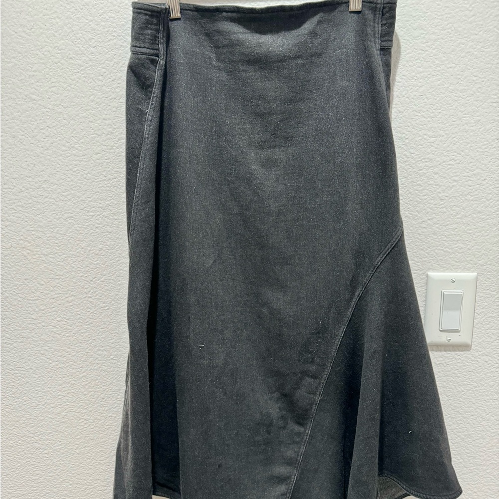 Banana Republic Elegant Black Denim Skirt